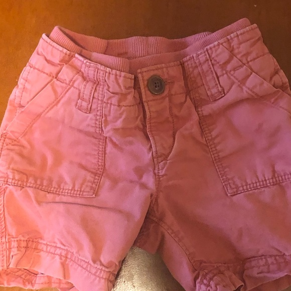 Two pairs of Baby gap 12-18 mo shorts - Picture 2 of 5